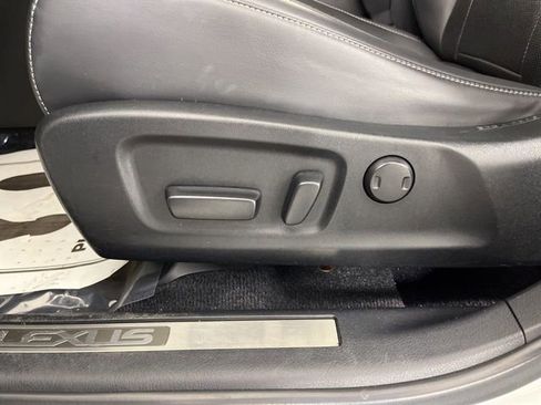 Used 2021 Lexus RX 350L FWD w/ Premium Package image 31