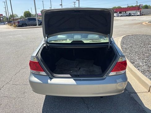 Used 2005 Toyota Camry LE image 27