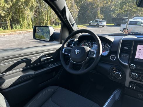 New 2026 RAM 1500 4x4 Crew Cab image 35