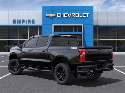 New 2025 Chevrolet Silverado 1500 LT Trail Boss w/ Convenience Package II image 3