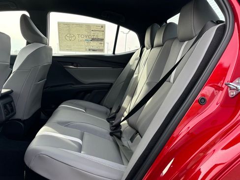 New 2026 Toyota Camry SE image 12