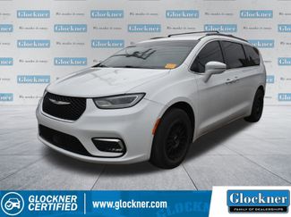 Used 2021 Chrysler Pacifica Touring w/ Cold Weather Group video 1