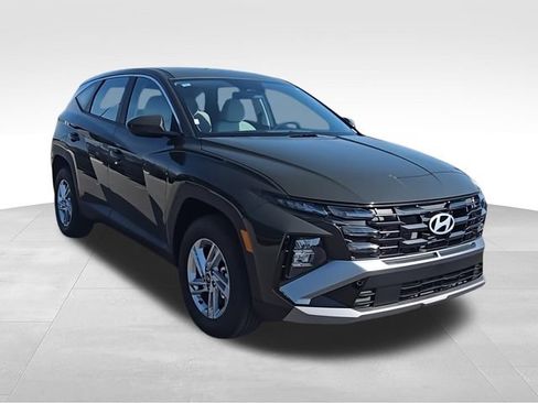 New 2026 Hyundai Tucson SE AWD/4WD image 2