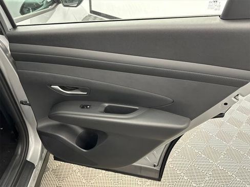 New 2026 Hyundai Tucson SE image 16