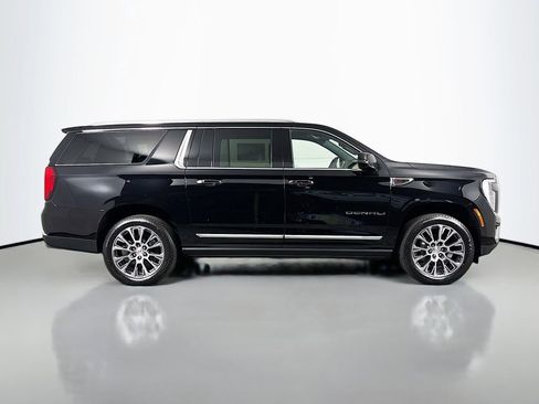 New 2026 GMC Yukon XL Denali AWD/4WD image 8