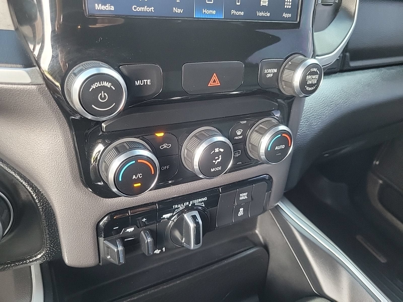 Used 2022 RAM 1500 Big Horn w/ Trailer Tow Group AWD/4WD image 24