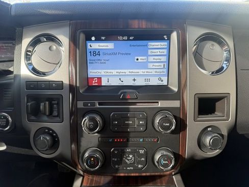 Used 2016 Ford Expedition Platinum image 10