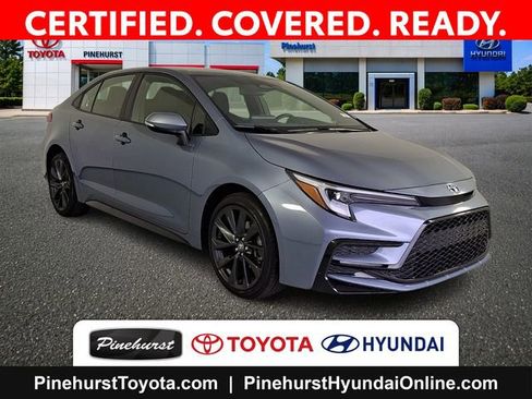 Certified 2025 Toyota Corolla SE FWD image 1