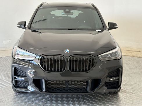 Used 2022 BMW X1 xDrive28i w/ M Sport Package AWD/4WD image 6