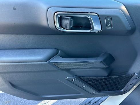 New 2025 Ford Bronco Outer Banks image 9