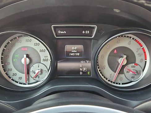 Used 2014 Mercedes-Benz CLA 250 image 11