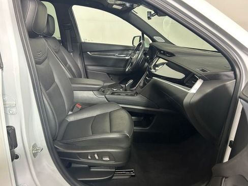 Certified 2024 Cadillac XT6 Sport AWD/4WD image 26