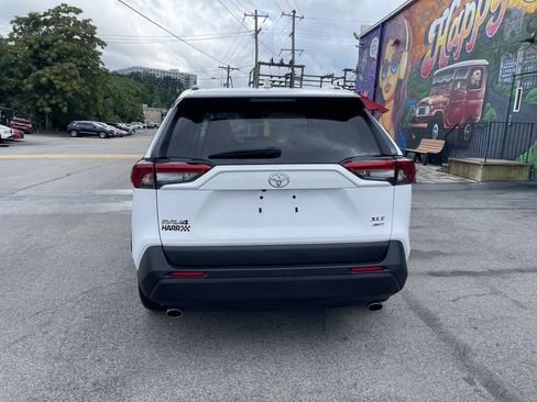 Used 2023 Toyota RAV4 XLE w/ Convenience Package AWD/4WD image 4