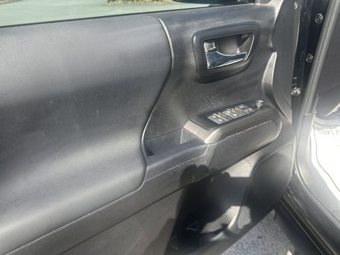 Used 2023 Toyota Tacoma TRD Pro image 11