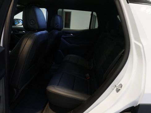 New 2026 Chevrolet Equinox LT image 11