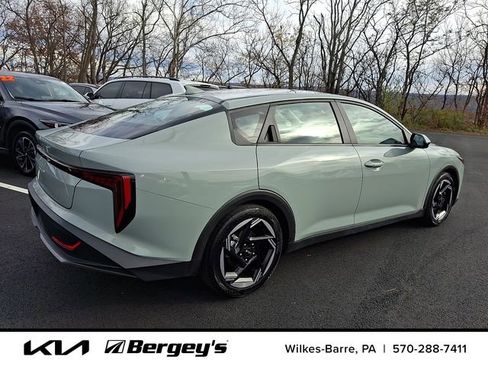 Certified 2025 Kia K4 EX image 7