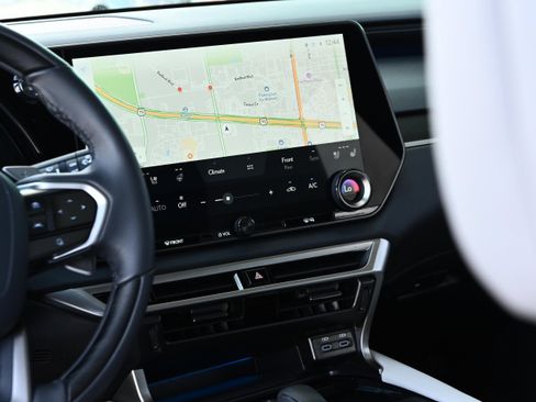 Used 2025 Lexus RX 350 Premium Plus image 23