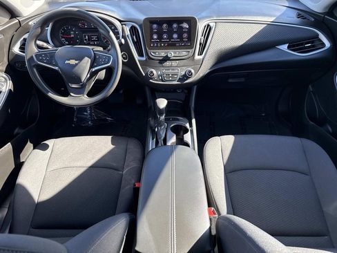 Used 2023 Chevrolet Malibu LT image 16