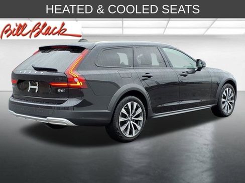 Used 2023 Volvo V90 B6 Cross Country Plus AWD/4WD image 6