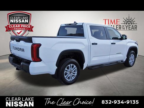 Used 2024 Toyota Tundra SR5 w/ SR5 Convenience Package AWD/4WD image 7