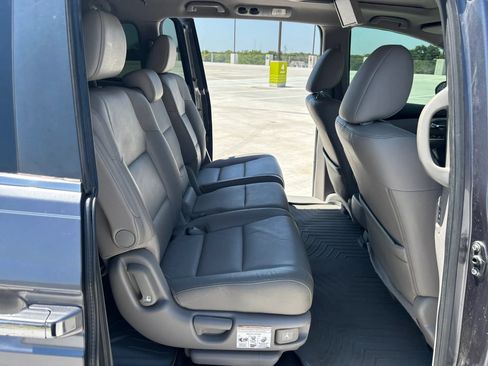 Used 2016 Honda Odyssey EX-L image 26