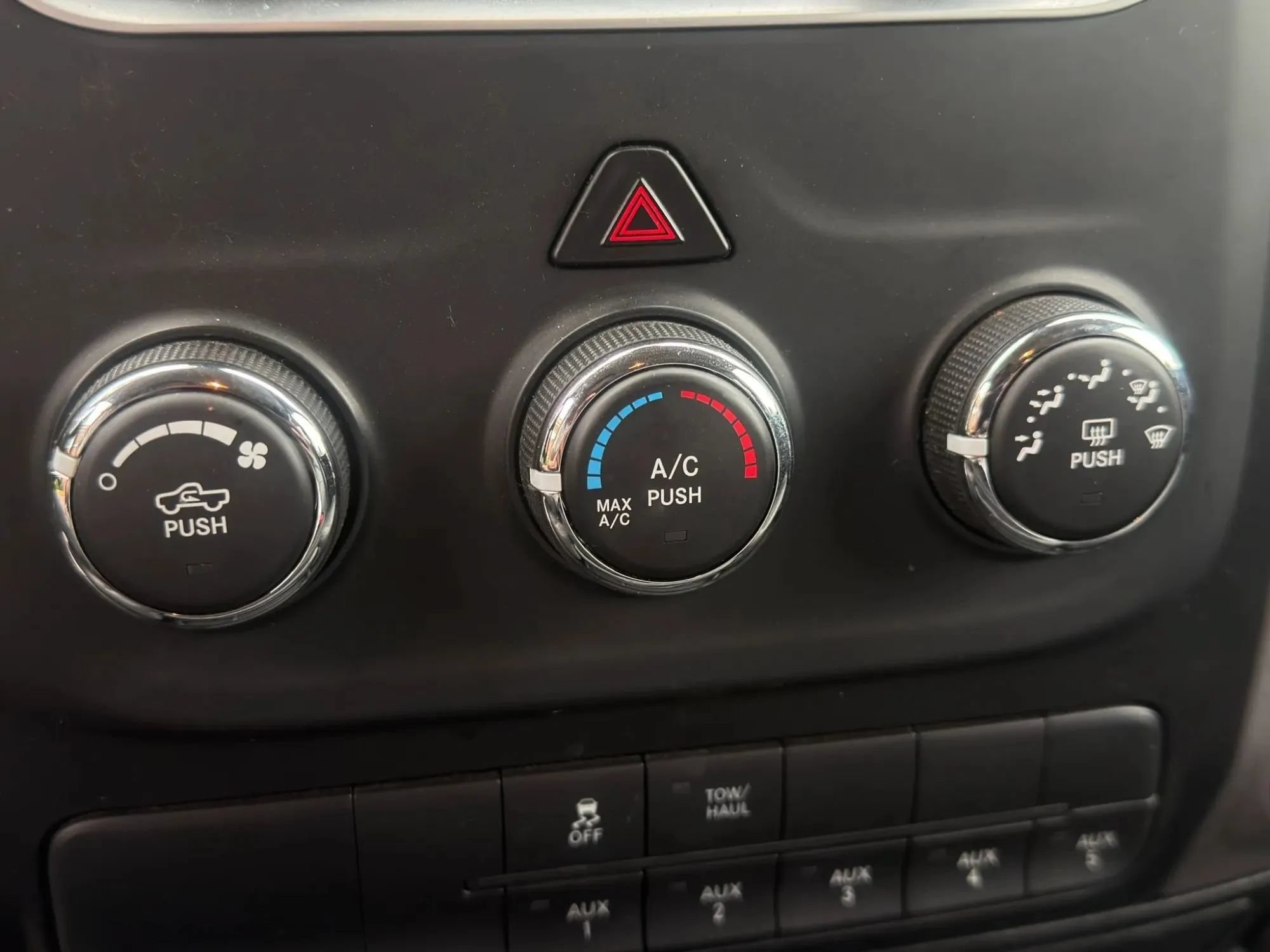 Used 2014 RAM 4500 Tradesman RWD image 22