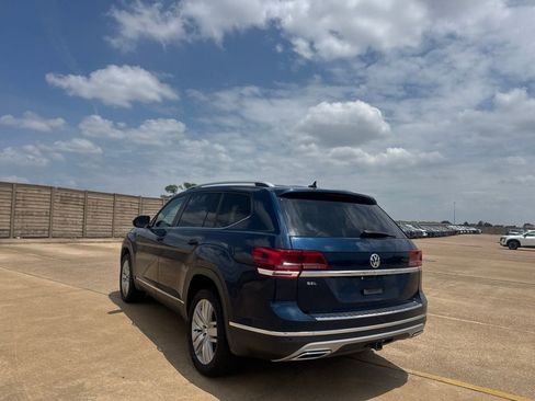 Used 2020 Volkswagen Atlas SEL FWD image 16