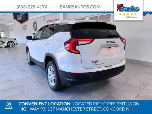 Used 2022 GMC Terrain SLE AWD/4WD image 5