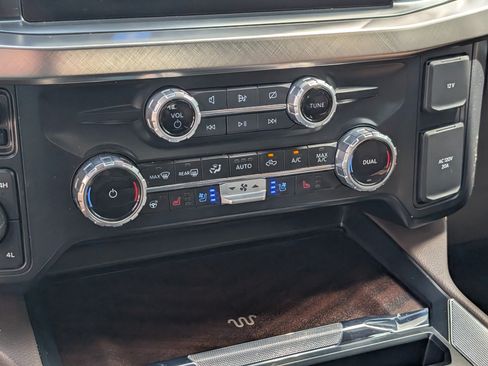 Certified 2023 Ford F250 King Ranch w/ Chrome Package AWD/4WD image 37