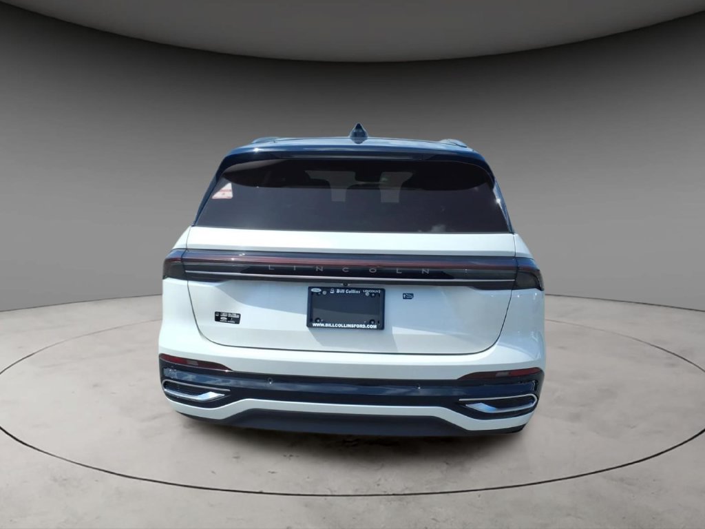 New 2026 Lincoln Nautilus Reserve AWD/4WD image 8