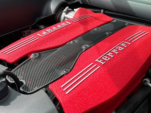 Used 2017 Ferrari 488 GTB image 38