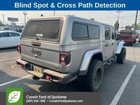 Used 2020 Jeep Gladiator Rubicon w/ Advanced Safety Group AWD/4WD image 9