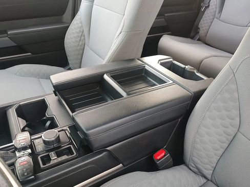 Used 2024 Toyota Tundra SR5 image 21