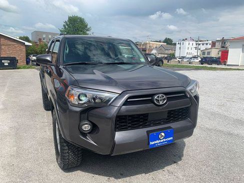 Certified 2023 Toyota 4Runner SR5 AWD/4WD image 1