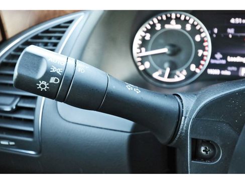 Used 2024 Nissan Armada SL w/ Cargo Package image 18