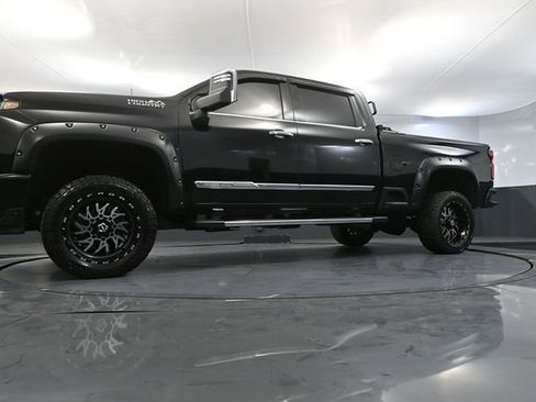 Used 2024 Chevrolet Silverado 3500 High Country w/ Technology Package AWD/4WD image 63