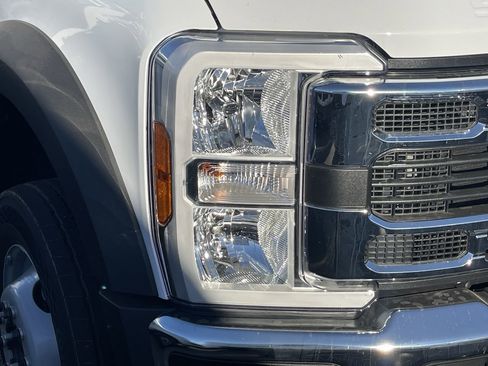 New 2024 Ford F450 XL w/ XL Chrome Package image 7