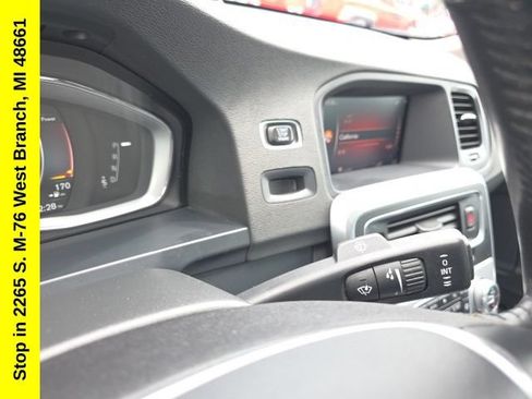 Used 2018 Volvo S60 T5 Dynamic w/ Vision Package FWD image 20