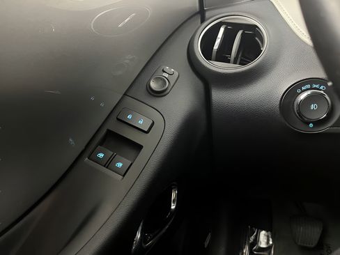 Used 2013 Chevrolet Camaro LT RWD image 21