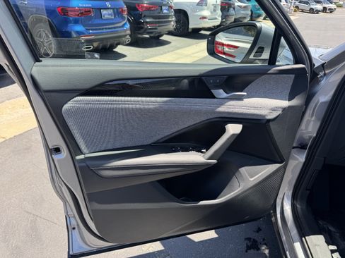 Certified 2025 Volkswagen Tiguan S FWD image 13