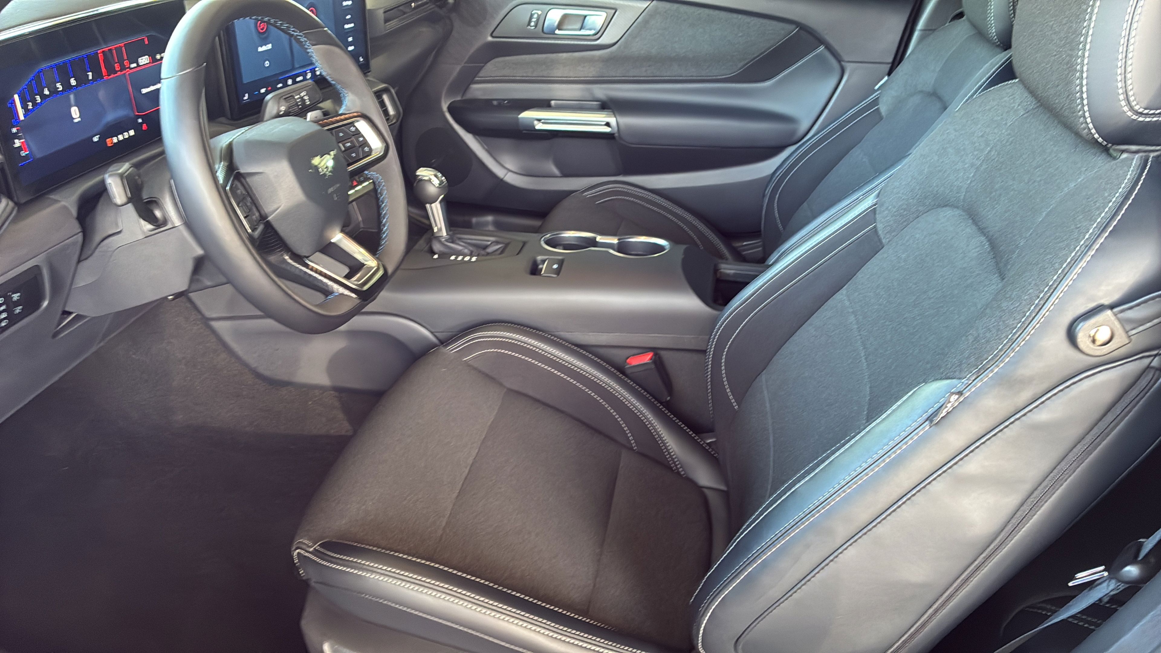 Used 2024 Ford Mustang GT RWD image 18