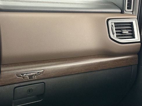 Used 2023 Nissan Titan Platinum Reserve w/ Moonroof Package image 17