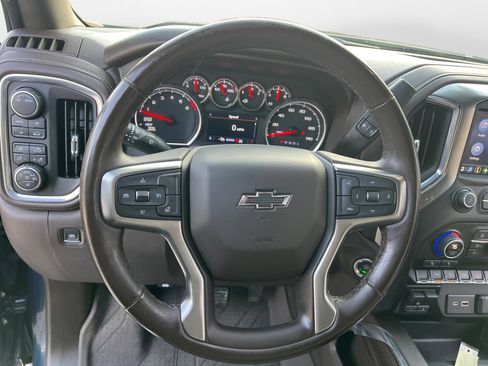 Used 2021 Chevrolet Silverado 1500 RST w/ Convenience Package II image 10