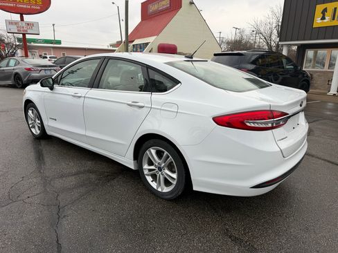 Used 2018 Ford Fusion S image 8
