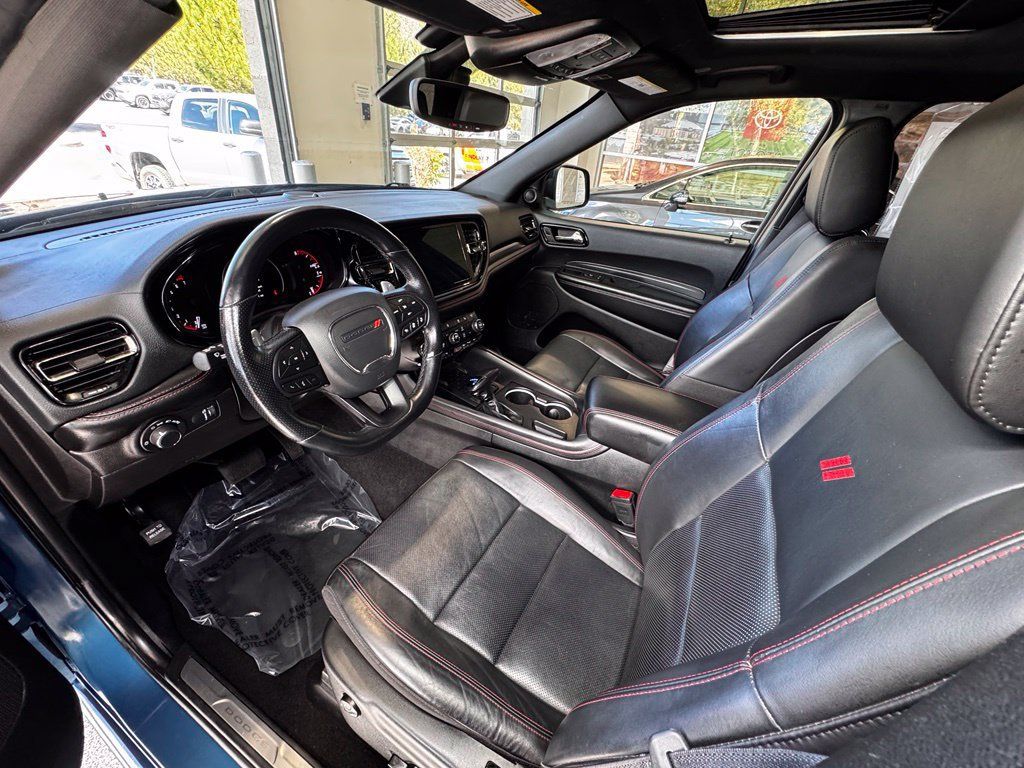 Used 2025 Dodge Durango GT AWD/4WD image 16