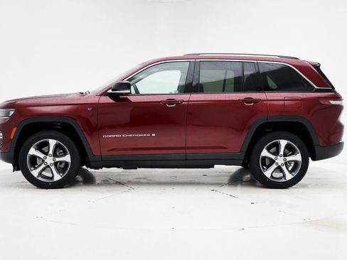 Used 2023 Jeep Grand Cherokee 4WD 4xe w/ Luxury Tech Group II image 5