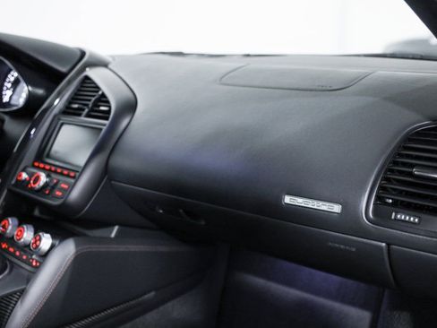 Used 2012 Audi R8 V10 image 28