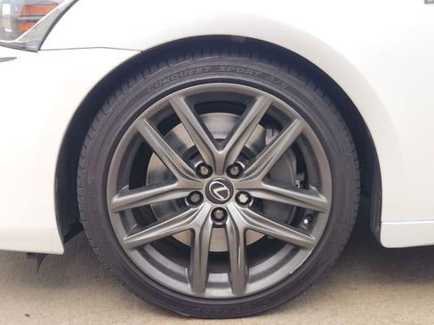 Used 2019 Lexus IS 300 F Sport w/ F Sport Package RWD image 10