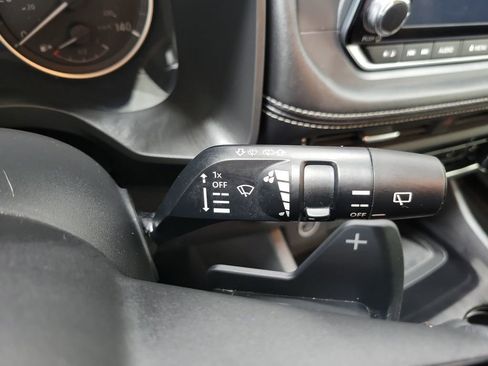 Used 2021 Nissan Rogue S image 42