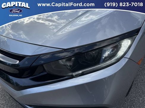 Used 2019 Honda Civic Sport image 11